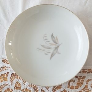 Kayson's fine China Japan golden rhapsody plate